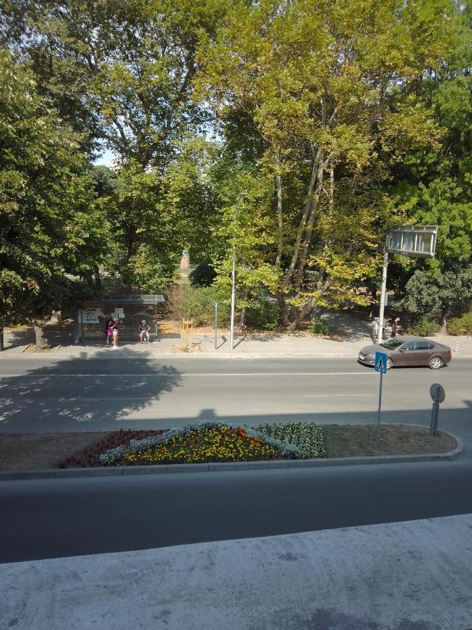 Стеди - Стаи За Гости Varna ภายนอก รูปภาพ